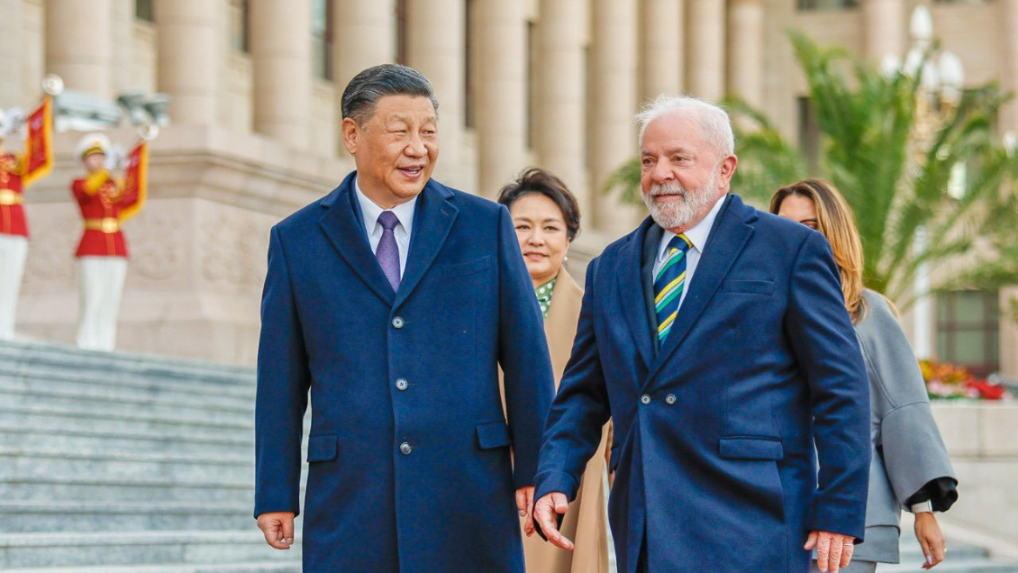 Lula y Xi Jinping firmaron una decena de acuerdos para estrechar lazos entre Brasil y China