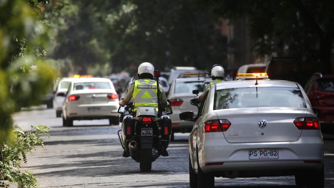 Conaset: Tras el estallido y la pandemia se acentuó el exceso de velocidad y desobedecer el semáforo en rojo