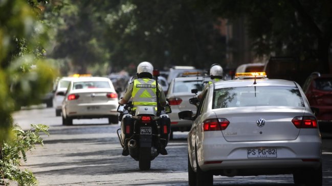 Conaset: Tras el estallido y la pandemia se acentuó el exceso de velocidad y desobedecer el semáforo en rojo