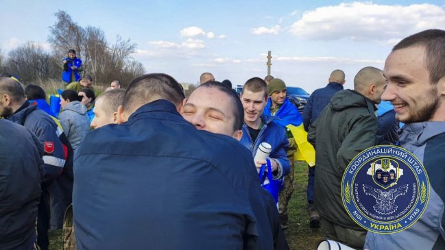 Ucrania y Rusia intercambian prisioneros con motivo de la Pascua ortodoxa