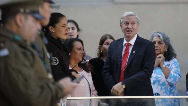 Un ministro ad hoc y centros de detención provisorios: Las propuestas de Kast contra la inmigración ilegal