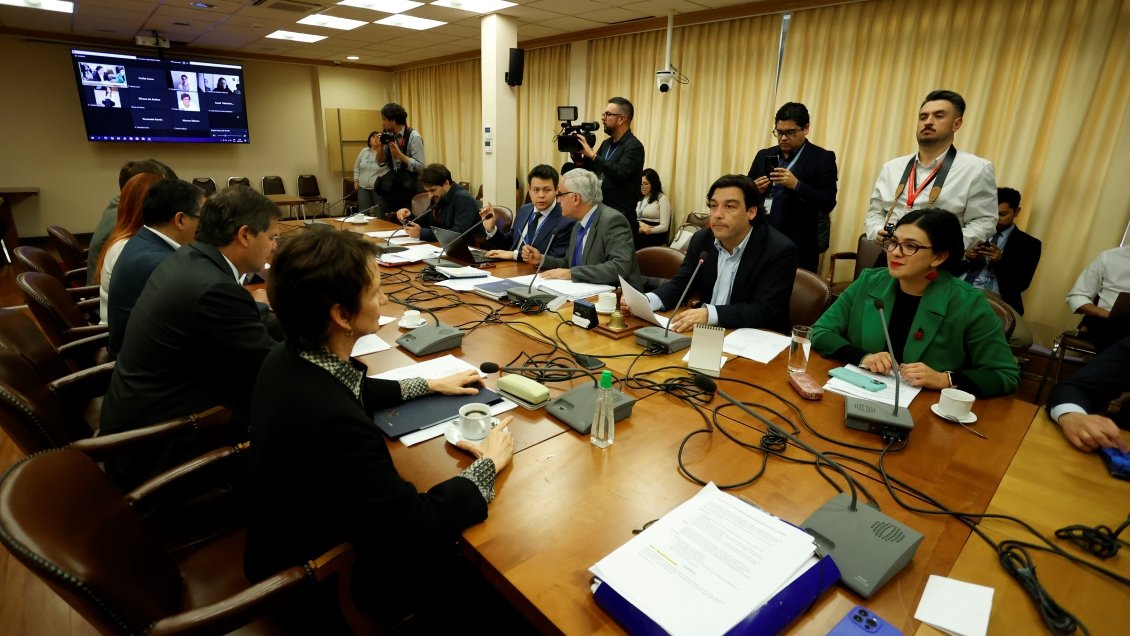 Diputados aprobaron tipificar como delito la migración irregular a Chile