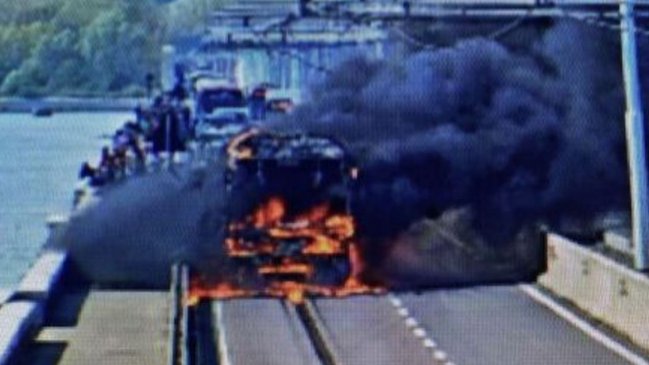 Venecia, aislada por tierra: Único camino quedó bloqueado por un incendio