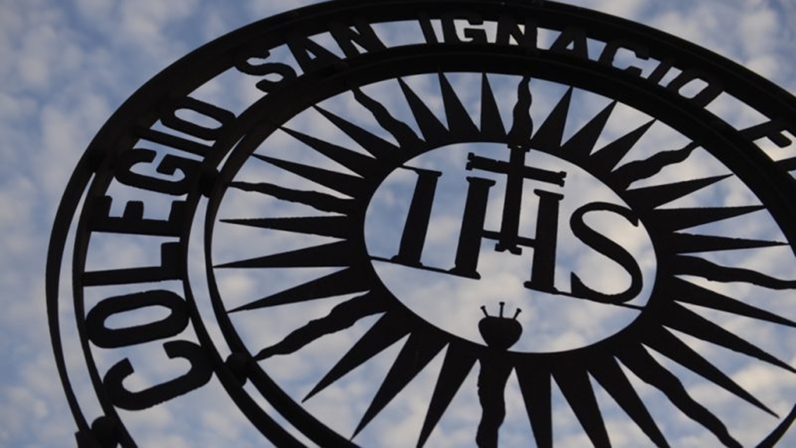 Directora del Colegio San Ignacio El Bosque: 