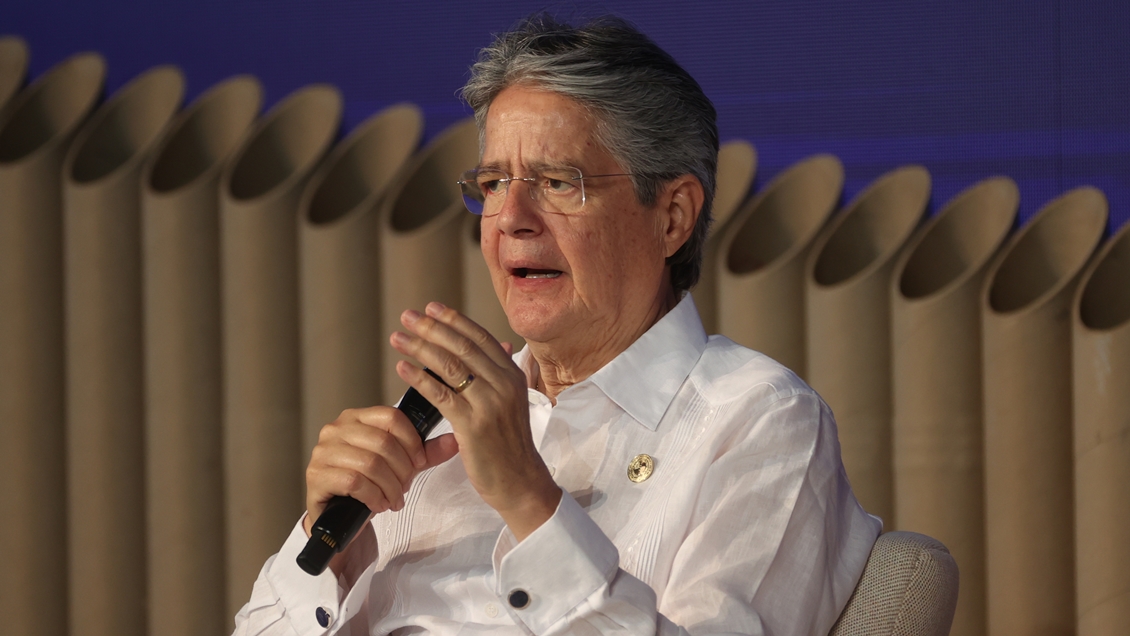 Presidente ecuatoriano no comparecerá ante comisión en primera fase de juicio político