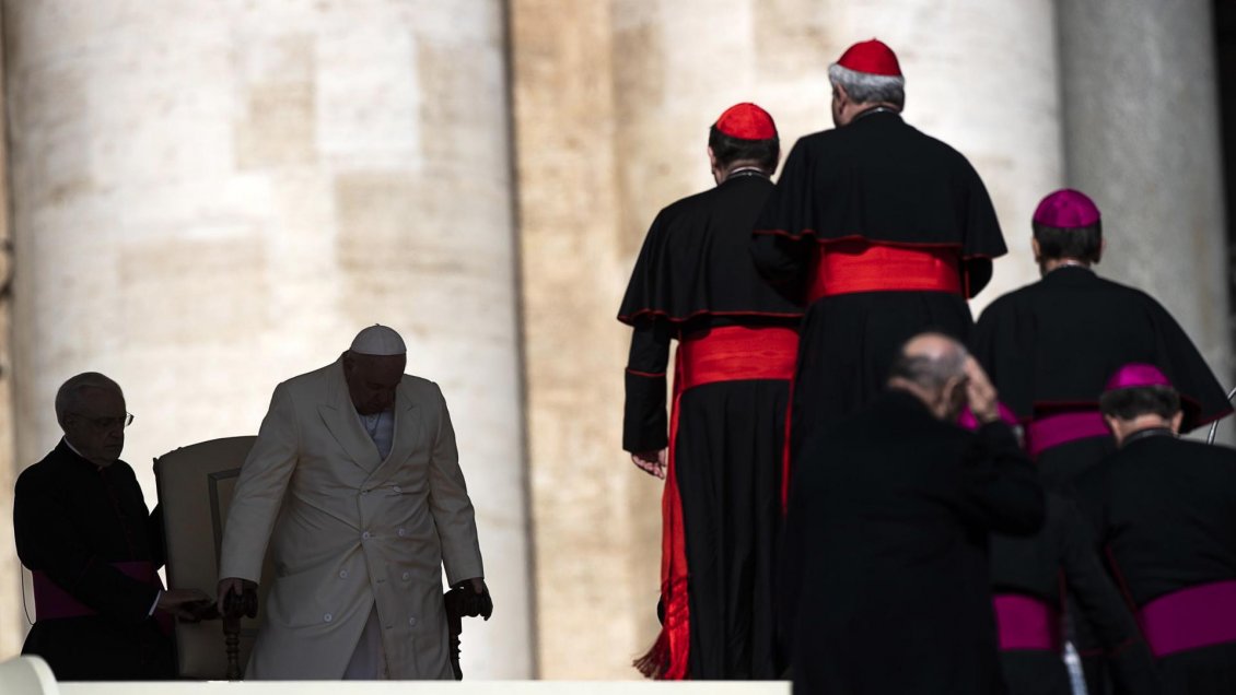 Decisión revolucionaria: Las mujeres y los laicos votarán por primera vez en el Sínodo de los obispos