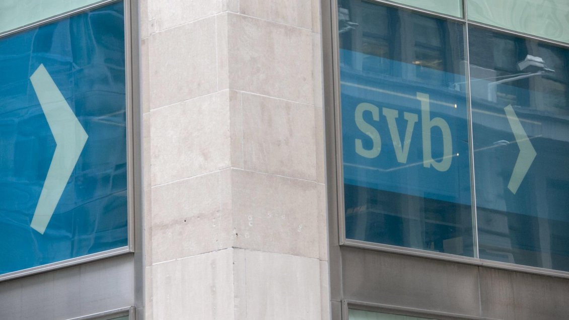 La Fed hace autocrítica sobre su insuficiente supervisión del Silicon Valley