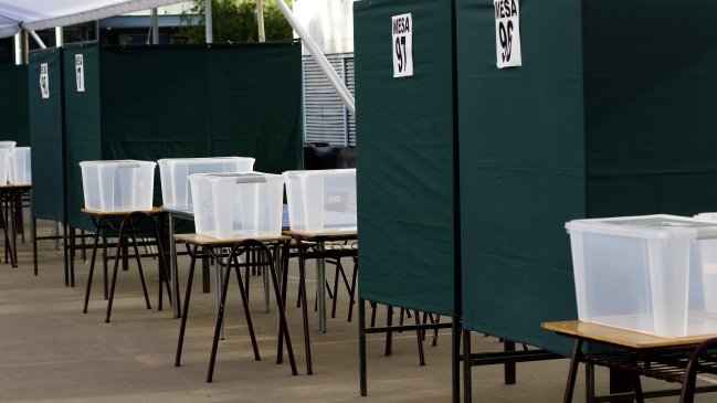 Candidatos al Consejo Constitucional se despliegan en el último fin de semana de campaña