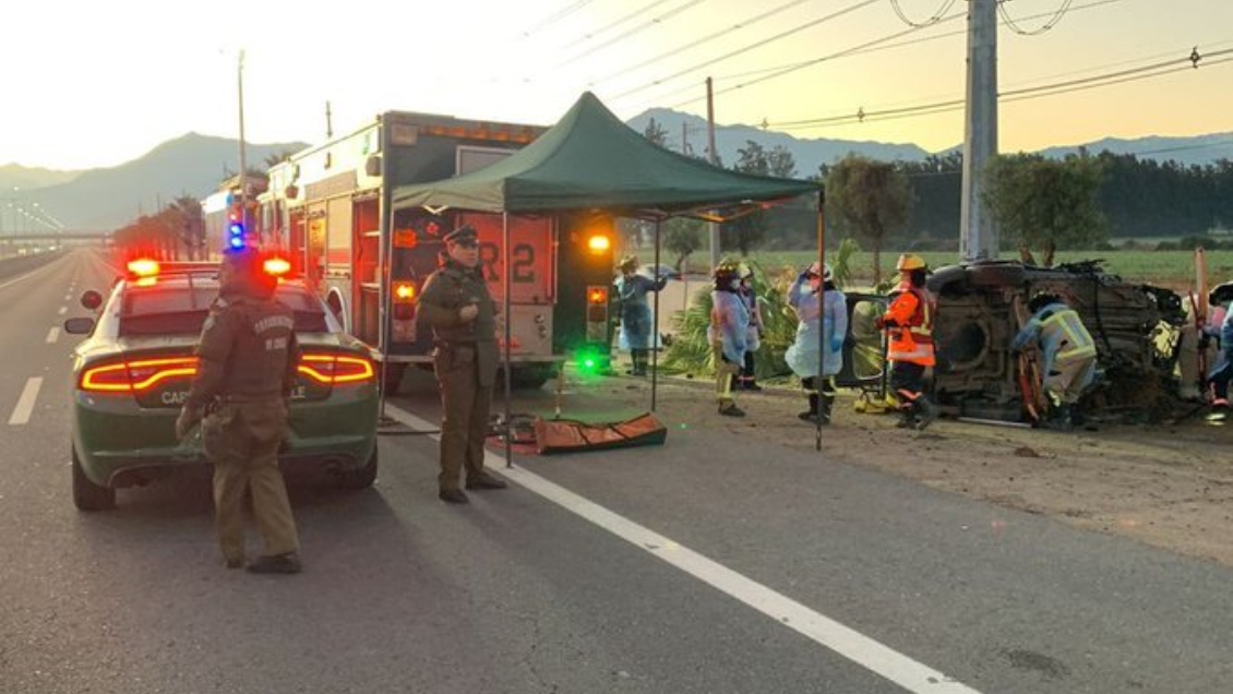 Choque contra palmera dejó dos fallecidos en autopista Acceso Sur