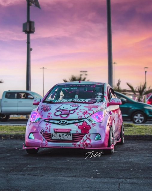 Fotos] Tuneó un auto rosado a lo Hello Kitty y causa furor: Me gustaría  que lo conociera Paloma Mami 