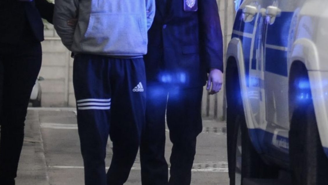 PDI detuvo a asaltante de 17 años que robó celular a joven en San Fernando