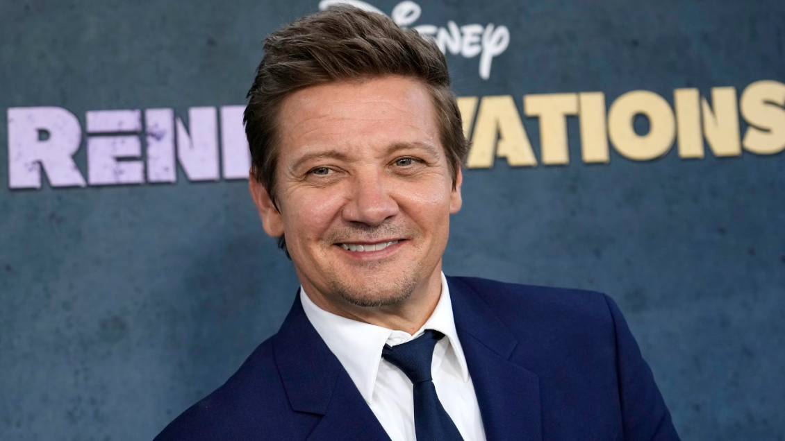Jeremy Renner comparte nuevo registro de su recuperación