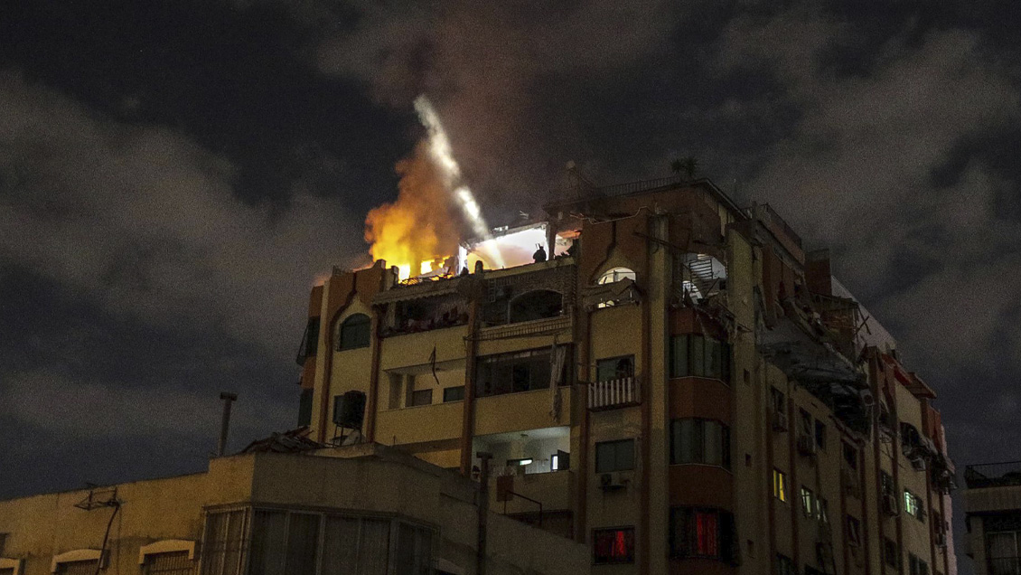 Al menos 12 muertos en Gaza en intensos bombardeos de Israel sobre la franja