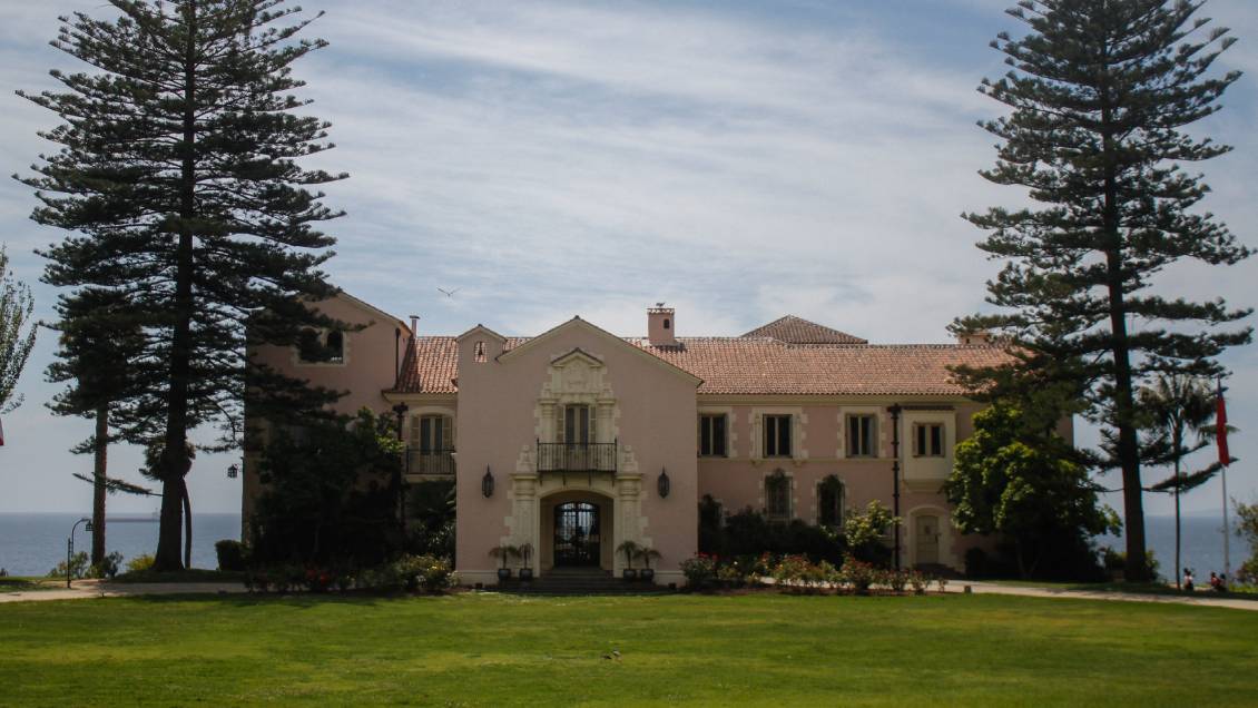 Gobierno y oficialismo se reunieron con el foco en la hoja de ruta tras mazazo electoral