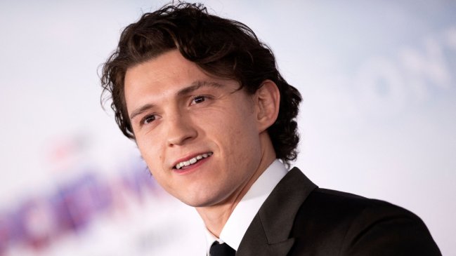Tom Holland revela que lleva un año de sobriedad tras aprender más sobre la salud mental