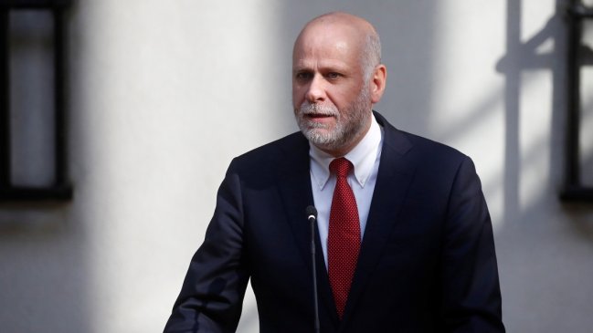 Ministro Elizalde y conflicto con isapres: El Gobierno ha actuado con responsabilidad
