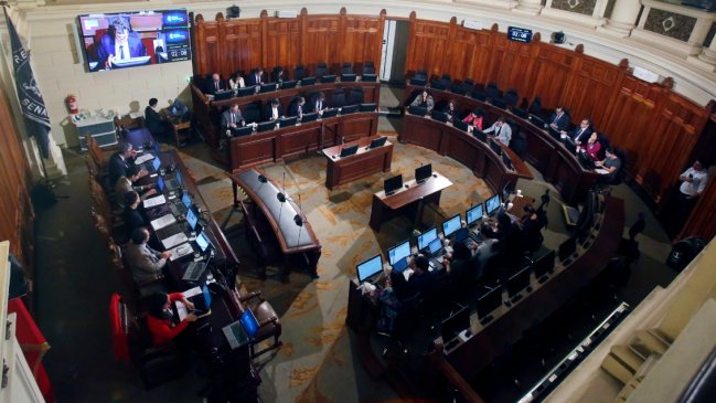 Expertos avanzan con votación de enmiendas en Subcomisión de Principios