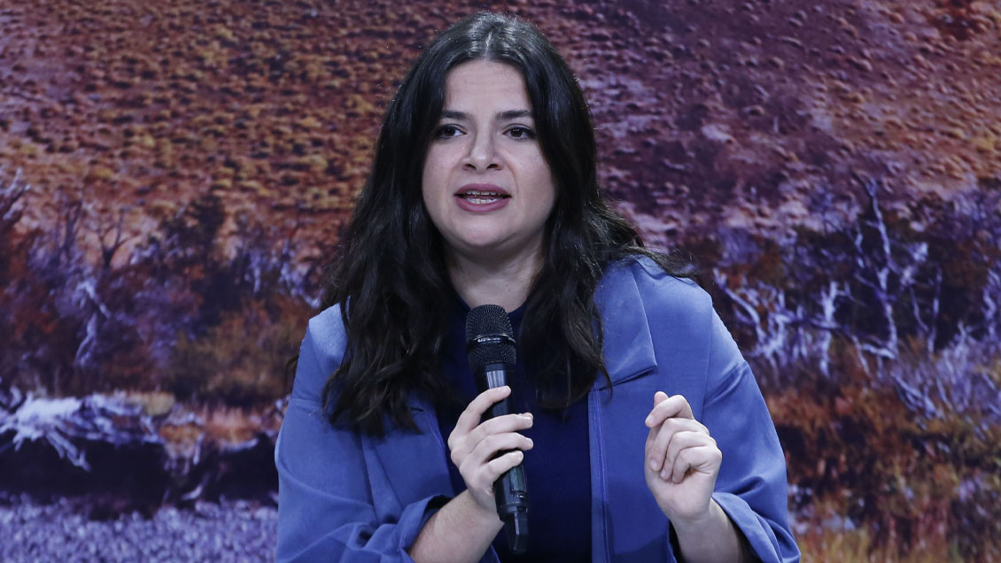 Ministra Orellana acusa a Piergentili de dar 