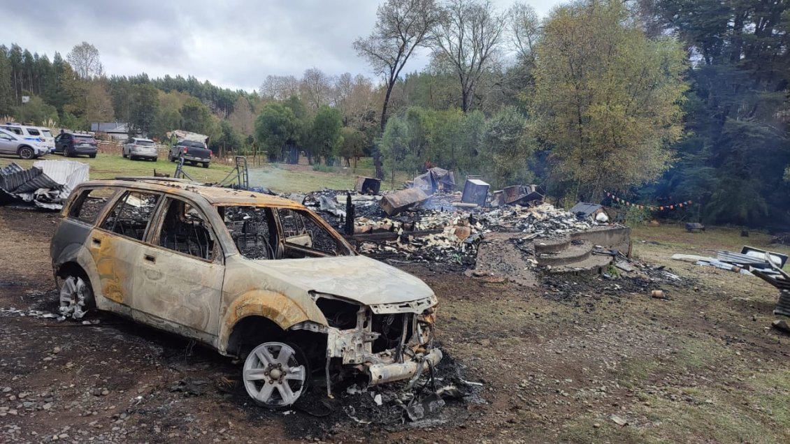Sujetos quemaron tres casas y encañonaron a familias de Victoria