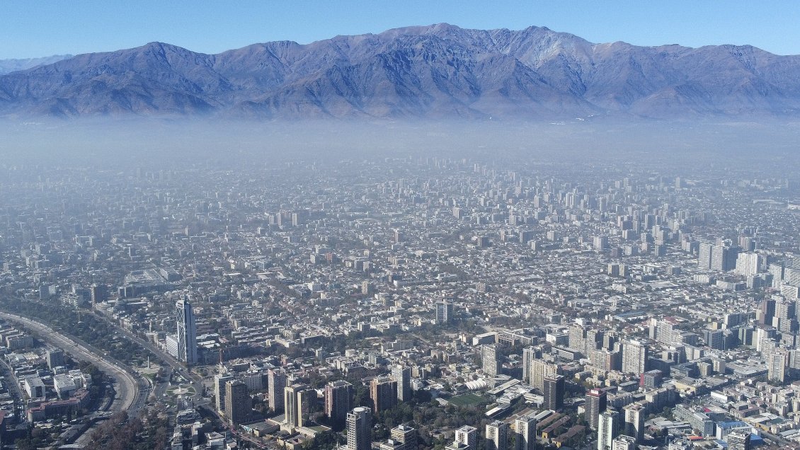 Vuelven a declarar alerta ambiental para este lunes en la Región Metropolitana
