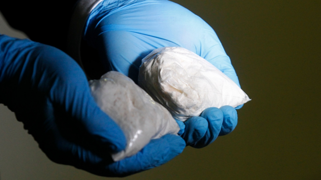 Patrullaje preventivo permitió arrestar a cuatro sujetos que portaban droga y armas en San Bernardo