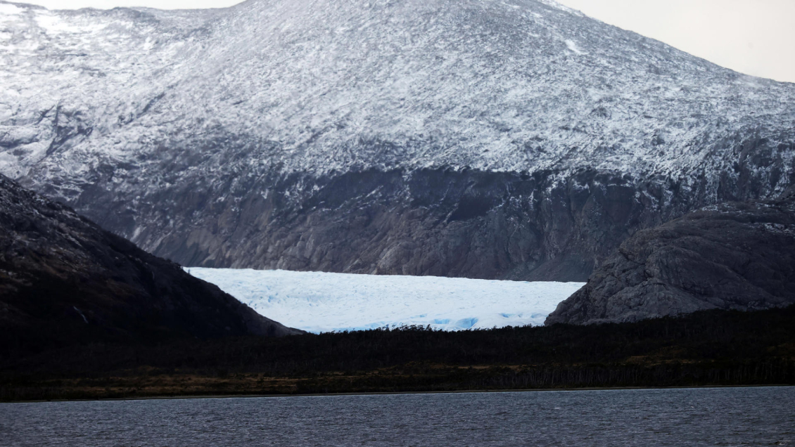 Gota a gota, desaparecen los colosales glaciares que Darwin admiró en su viaje a Chile