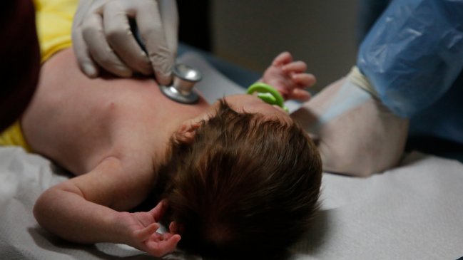 Subsecretario ante muerte de lactante: Llamamos a los papás a aislar a sus hijos pequeños