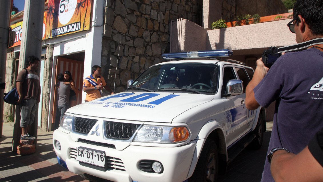 Hombre es asesinado a tiros frente a su domicilio ubicado en el plan de Viña del Mar