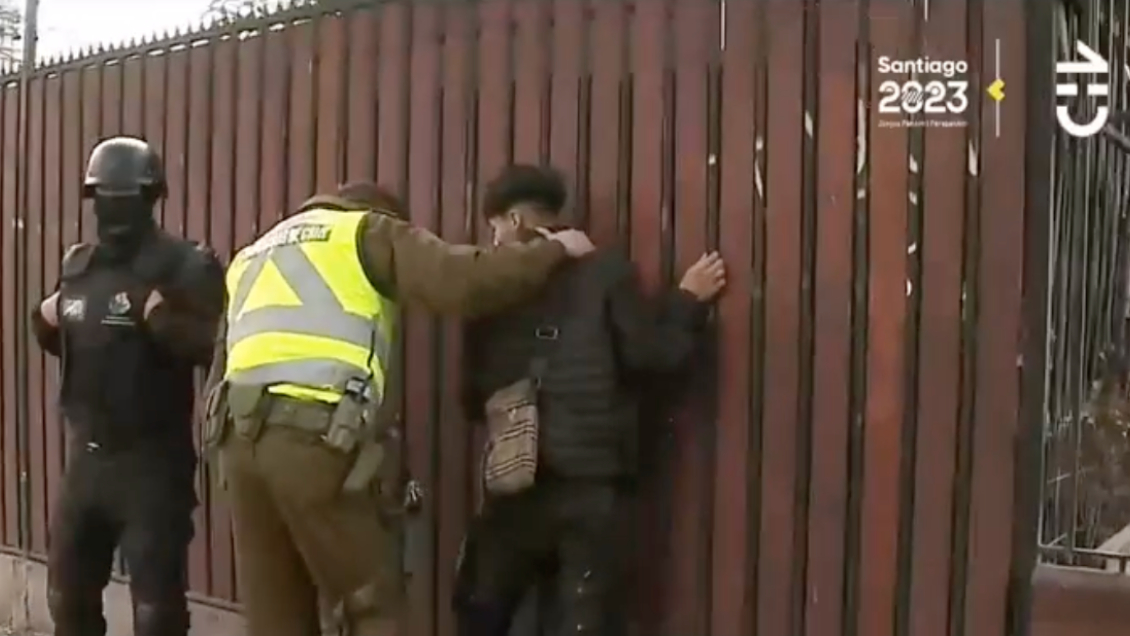 Hombre fue pillado mintiendo a Carabineros en pleno despacho: Lo detuvieron