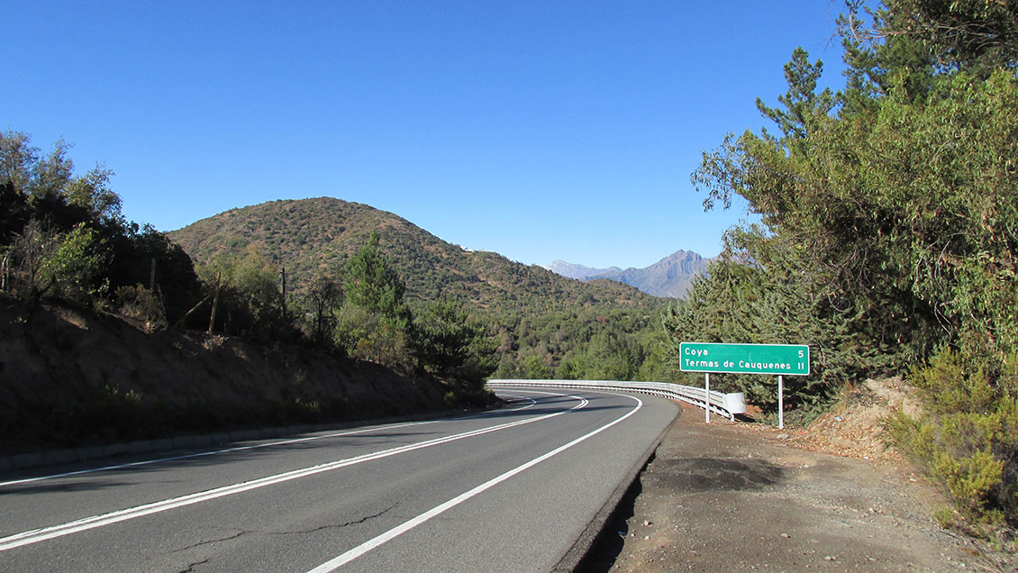 Ampliación de la Carretera El Cobre en suspenso: Empresa pide 1.700 millones adicionales