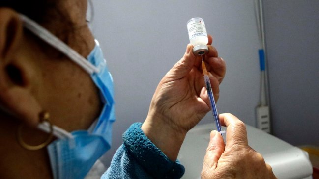 Asociación Chilena de Municipalidades llama a rezagados a vacunarse contra la influenza