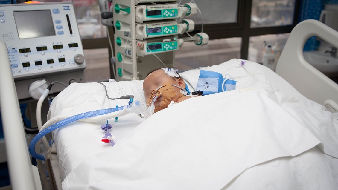 Coquimbo: Tras superar paro cardiorrespiratorio, guagua chilota volvió a Castro