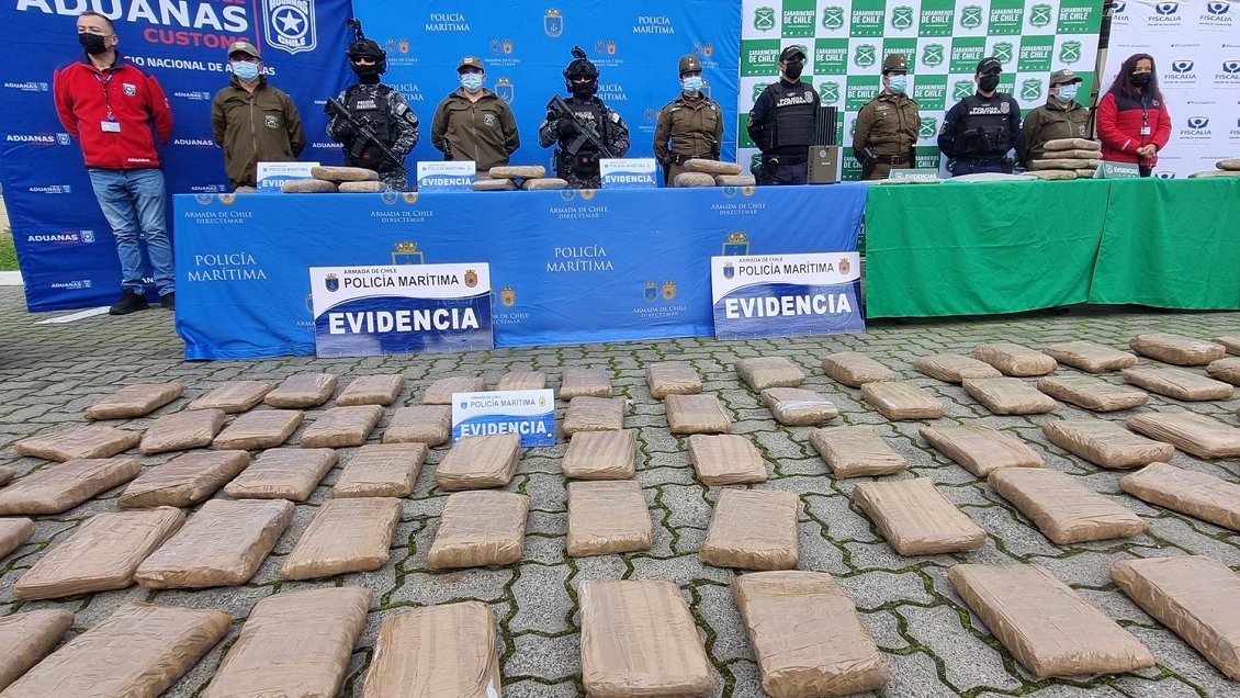 Detectan en puerto de Valparaíso 2.200 millones en marihuana creepy de origen colombiano