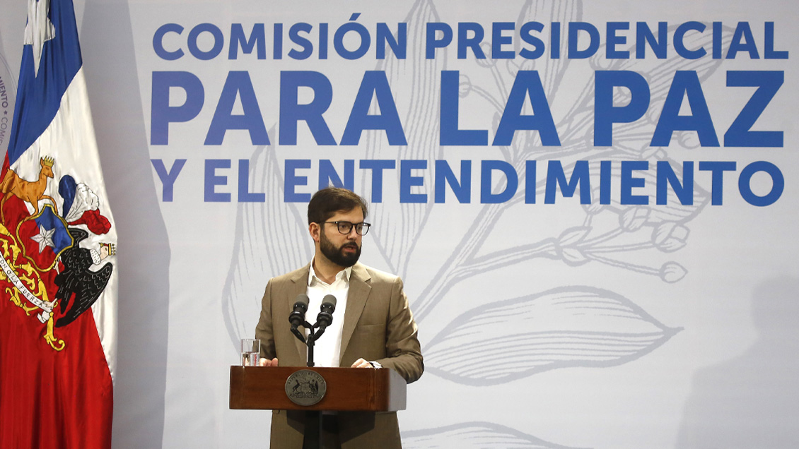 Adolfo Millabur ve una 