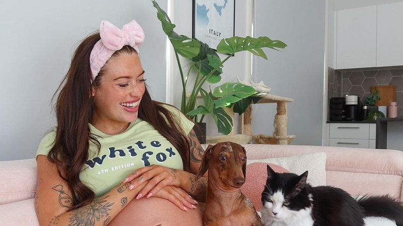 Influencer se retiró de las redes sociales tras confesar que mató a dos gatos