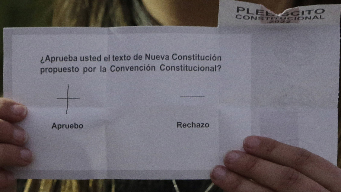 Excoordinador del Apruebo revela que Democracia Viva fue receptora de fondos para la campaña