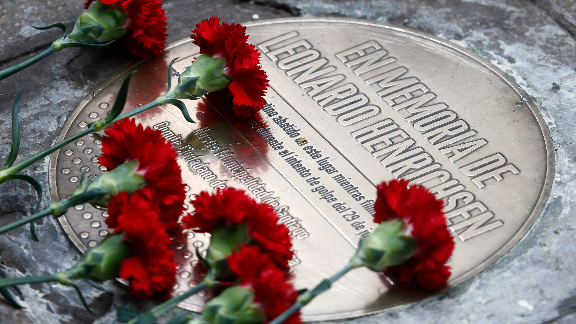 Conmemoran la muerte del camarógrafo Leonardo Henrichsen, asesinado durante el 