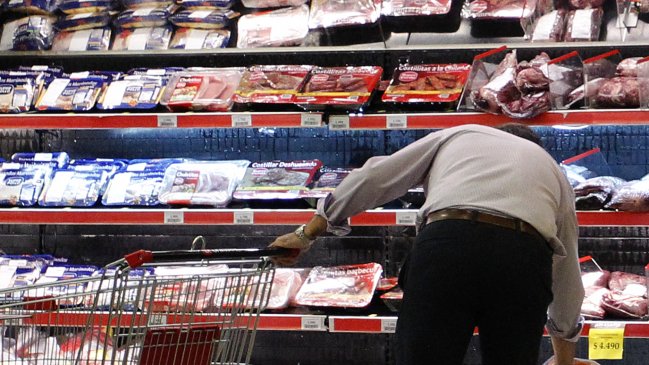 Producción industrial y actividad comercial tuvieron caídas en mayo