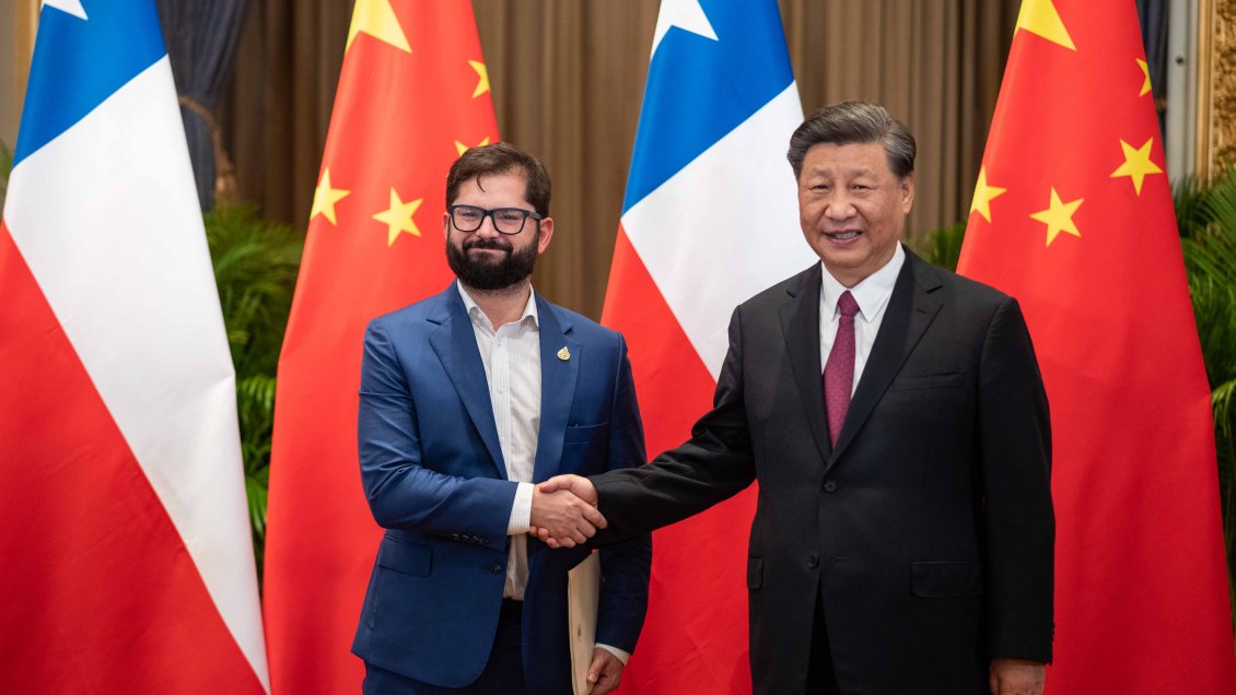 Embajador chileno: Visita de Boric a China será un relanzamiento de la relación hacia un nuevo nivel