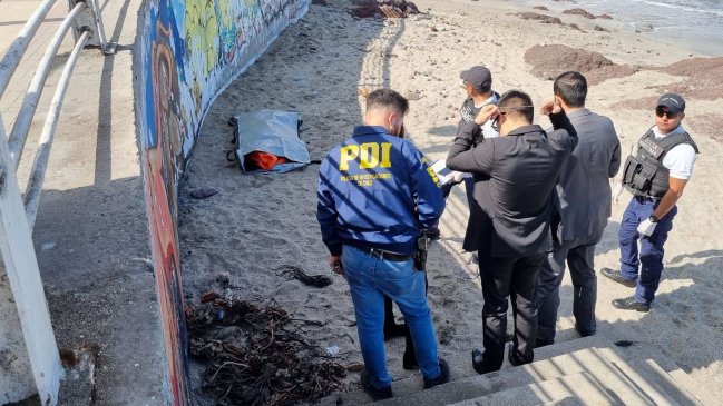 PDI detuvo a tres presuntos autores de homicidio: Víctima fue hallada en una playa de Iquique