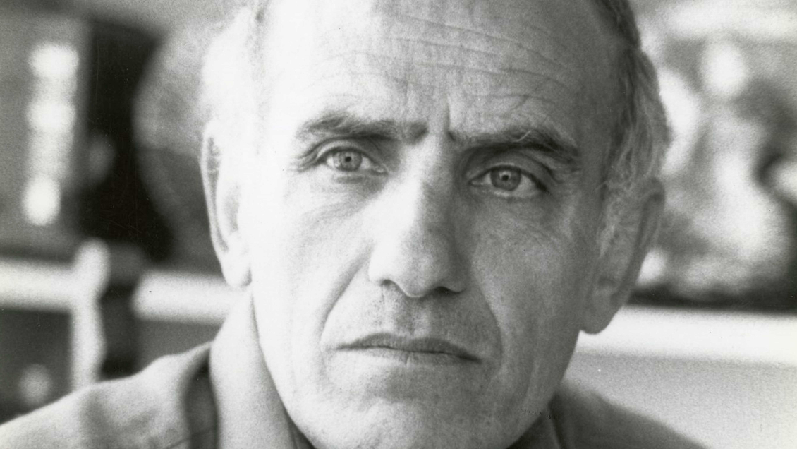 Con placa conmemorativa: Cineteca Nacional de Chile rinde homenaje al fallecido cineasta Abdullah Ommidvar