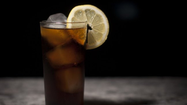 Eligen al pisco peruano entre los peores licores del mundo: Pisco chileno está entre los mejores