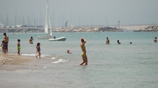 El calor abrasa al sur de EEUU y da una tregua a Europa