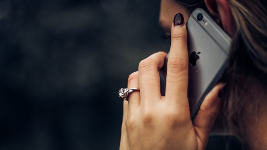 Mujer es condenada por acoso tras llamar reiteradas veces a sus vecinos: Quería hablar con su marido