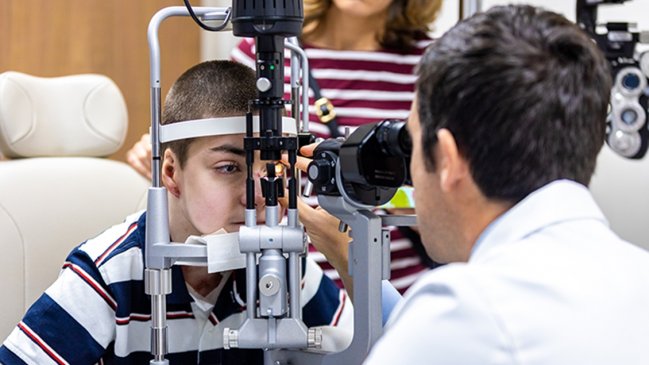  Adolescente recuperó la vista gracias a una pionera terapia génica ocular  