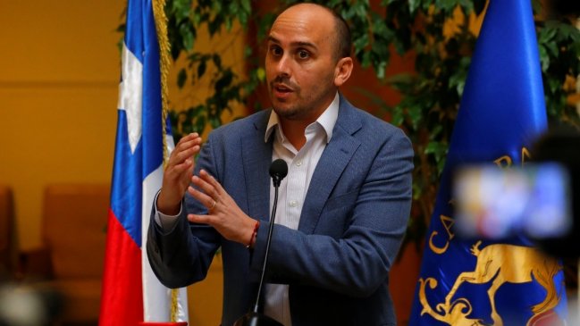 Tras robo en Ministerio de Culturas: Sin mostrar pruebas, Longton dice que se busca 