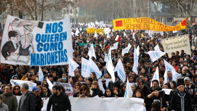 Colegio de Profesores realiza paro nacional con demandas 