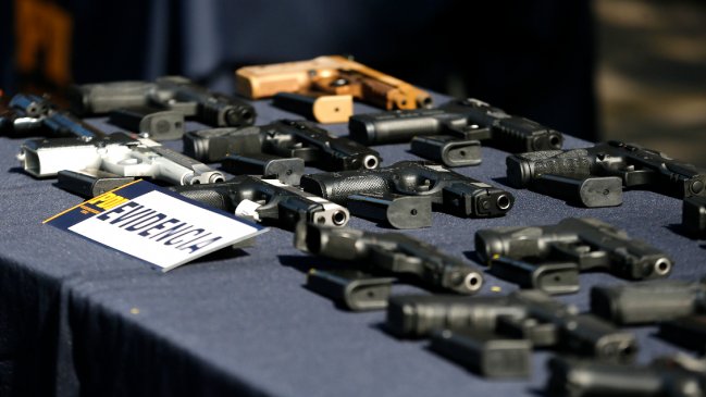 Acusado de traficar armas: PDI detuvo al presidente de la Asociación Gremial de Armerías