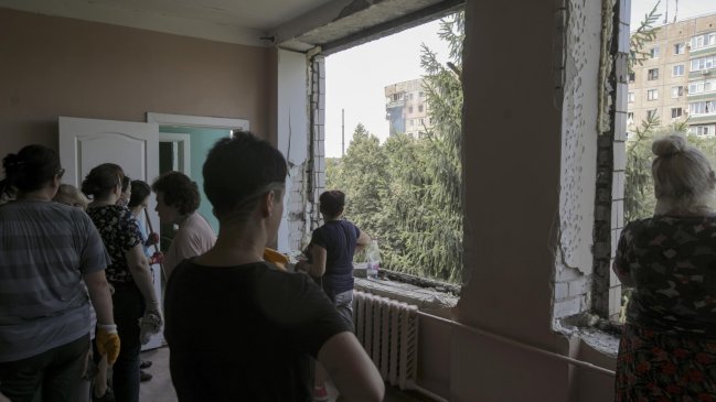 Un médico muerto y una enfermera herida en un ataque ruso contra un hospital en Jersón