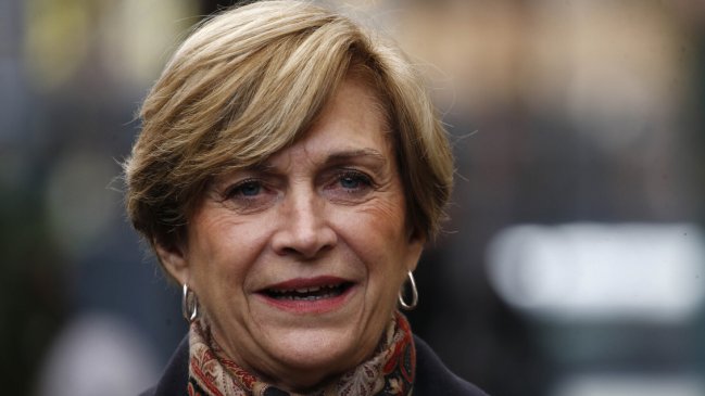 Matthei confesó estar preparándose como candidata presidencial y rechazó arremetida republicana antiaborto